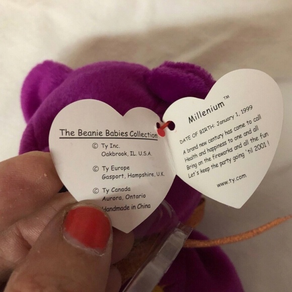 1999 Beanie Babies Magenta Plush 8.5" Millennium Bear w/Errors~MWMT Retired - Picture 6 of 6